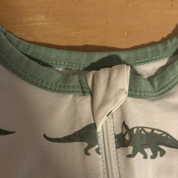 Kyte Baby Pajamas (12-18 Months) - Picture 6 of 16